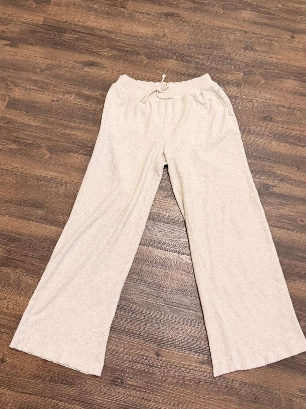 Aerie White Fleece sweatpants in Size Small